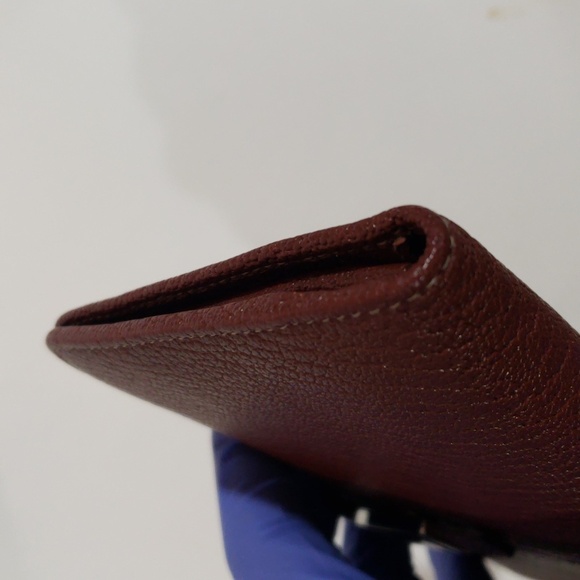 Salvatore Ferragamo Women’s Luxury Wallet | Brown Leather Snap Closure - 7"x3" - Picture 9 of 15